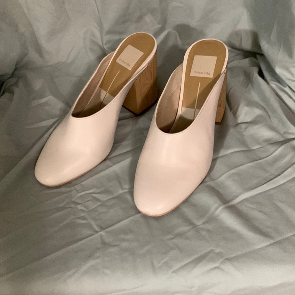 Dolce Vita mules